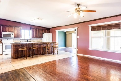 Lake Bridgeport Home Sale Pending in Runaway Bay Texas