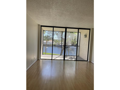GREAT LOCATION-BEST SCHOOLS-5 MIN TO DOWNTOWN BOCA RATON- CLOSE - photo 6