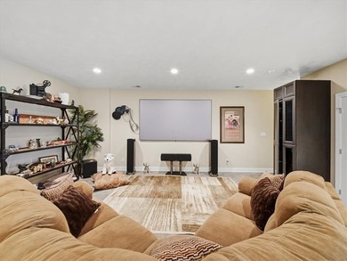 Welcome Home to 1043 Blackthorne Dr located in the lovely golf - photo 12
