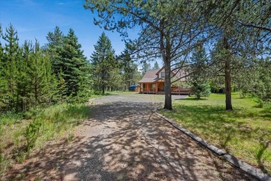 Welcome to your Idaho mountain retreat! Tucked into the peaceful - photo 3