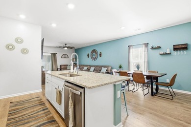 Welcome to Coopers Bluff, a close knit community with exciting - photo 15
