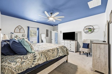 Welcome to Coopers Bluff, a close knit community with exciting - photo 17