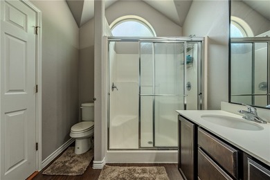 Charming and well-maintained home featuring an inviting - photo 19
