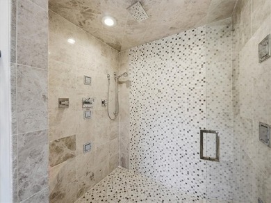 Welcome Home to 1043 Blackthorne Dr located in the lovely golf - photo 23