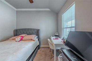 Charming and well-maintained home featuring an inviting - photo 24