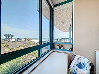 TURN-KEY! Wake up to the sound of the waves and end every day - photo 25