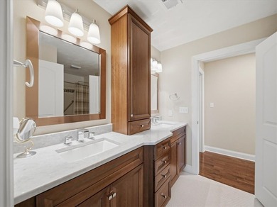 Welcome Home to 1043 Blackthorne Dr located in the lovely golf - photo 27