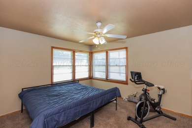 Well-kept and move-in ready! This charming home features