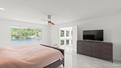 Luxury lakefront home located in a highly sought-after cove at - photo 32