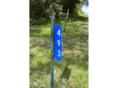 Country living on the river! This 3-bedroom, 2-bathroom ranch - photo 32