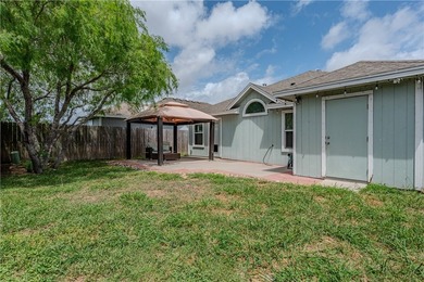 Charming and well-maintained home featuring an inviting - photo 32