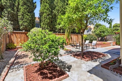 Welcome to 1555 Mission Springs Circle! This beautifully - photo 33