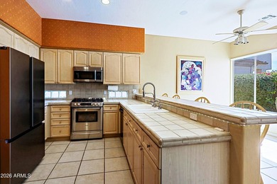 Popular Caelum model. South rear yard Fairway views this Three - photo 14
