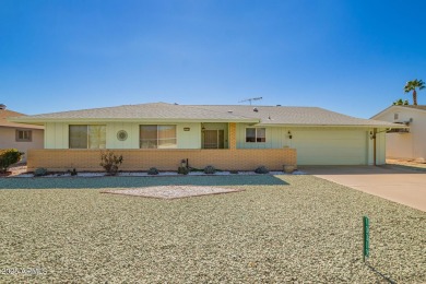 Enjoy the relaxed Arizona lifestyle in this spacious 1,699 sq ft