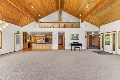 Quality-Built Mountain Retreat on Meadow Creek Golf Course - photo 7