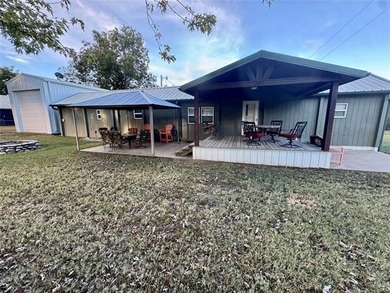 Lake Eufaula Home For Sale in Eufaula Oklahoma