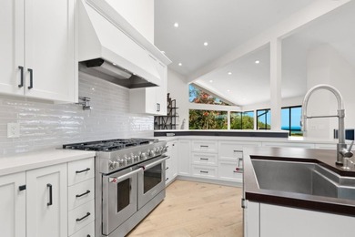 Sweeping Monterey Bay views, exceptional privacy, and a - photo 13