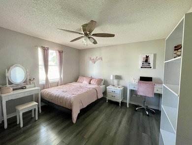 The total Square Feet: 2,618, including livable and non-livable - photo 14