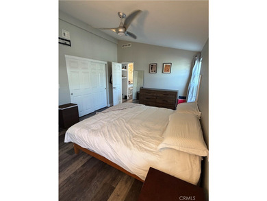 Beautiful, clean and move in ready. This 3 bedroom, 2 bth., Surf - photo 15