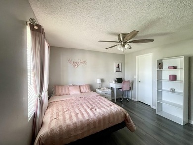 The total Square Feet: 2,618, including livable and non-livable - photo 15