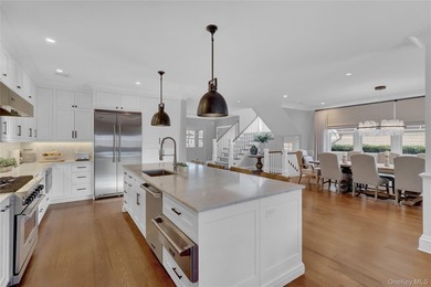 *PREMIER COASTAL ELEGANT BEACH ESTATE* Welcome to your ultimate - photo 17