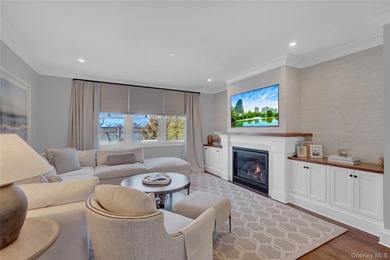 *PREMIER COASTAL ELEGANT BEACH ESTATE* Welcome to your ultimate - photo 18