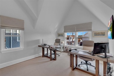 *PREMIER COASTAL ELEGANT BEACH ESTATE* Welcome to your ultimate - photo 27