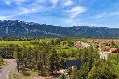 Situated on a rare and wooded 0.81-acre lot in Donnelly, only 10 - photo 31