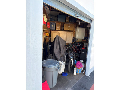 Beautiful, clean and move in ready. This 3 bedroom, 2 bth., Surf - photo 35