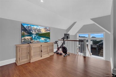 *PREMIER COASTAL ELEGANT BEACH ESTATE* Welcome to your ultimate - photo 36