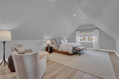 *PREMIER COASTAL ELEGANT BEACH ESTATE* Welcome to your ultimate - photo 47