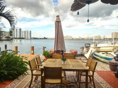 Lake Townhome/Townhouse For Sale in North Miami Beach, Florida