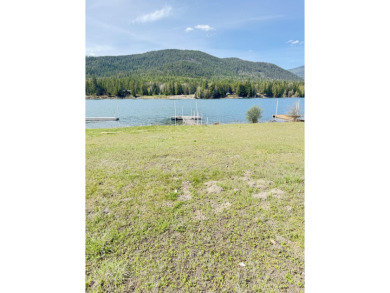 Lake Home Sale Pending in Cusick, Washington