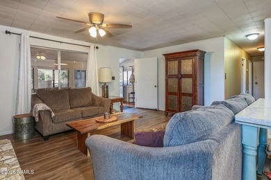 UNIQUE RARE CABIN, Welcome to the Squirrels Nest. Located on a - photo 13