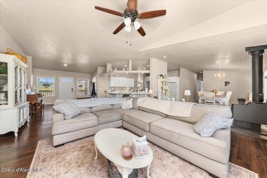 This spacious 4-bedroom, 2-bathroom home sits on an impressive - photo 20