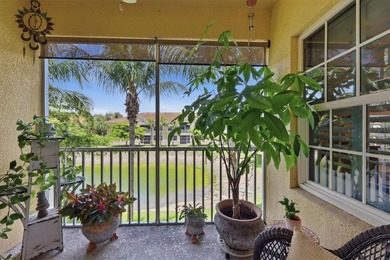 Immaculate and lightly lived-in 3BR/2BA condo in the gated - photo 4