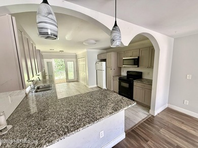 Welcome to this charming single-story home! A great opportunity - photo 4