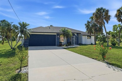 Virtually Staged. Welcome to 275 Rotonda Blvd N, a furnished - photo 3