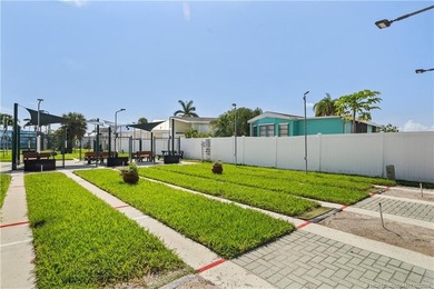 Welcome to Paradise !! Enjoy Coastal living at its finest in - photo 14