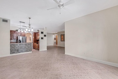 This lake front coach home has a brand-new roof, new AC with - photo 15