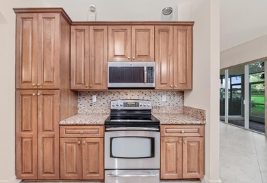 This lake front coach home has a brand-new roof, new AC with - photo 21