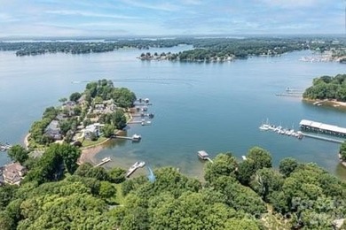 Beautiful waterfront lot on Lake Norman! Wonderful location off - photo 2