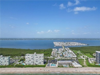 Welcome to Paradise !! Enjoy Coastal living at its finest in - photo 22