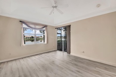 This lake front coach home has a brand-new roof, new AC with - photo 24