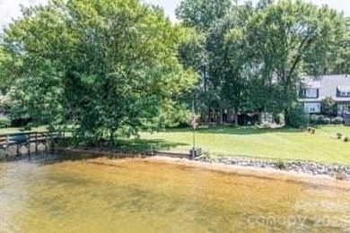 Beautiful waterfront lot on Lake Norman! Wonderful location off - photo 5
