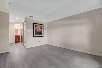 This lake front coach home has a brand-new roof, new AC with - photo 26