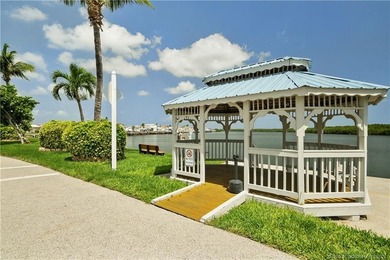 Welcome to Paradise !! Enjoy Coastal living at its finest in - photo 27