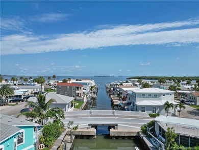 Welcome to Paradise !! Enjoy Coastal living at its finest in - photo 29