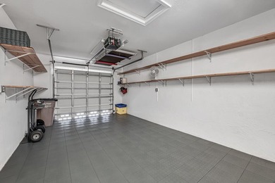 This lake front coach home has a brand-new roof, new AC with - photo 31
