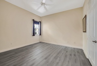 This lake front coach home has a brand-new roof, new AC with - photo 33